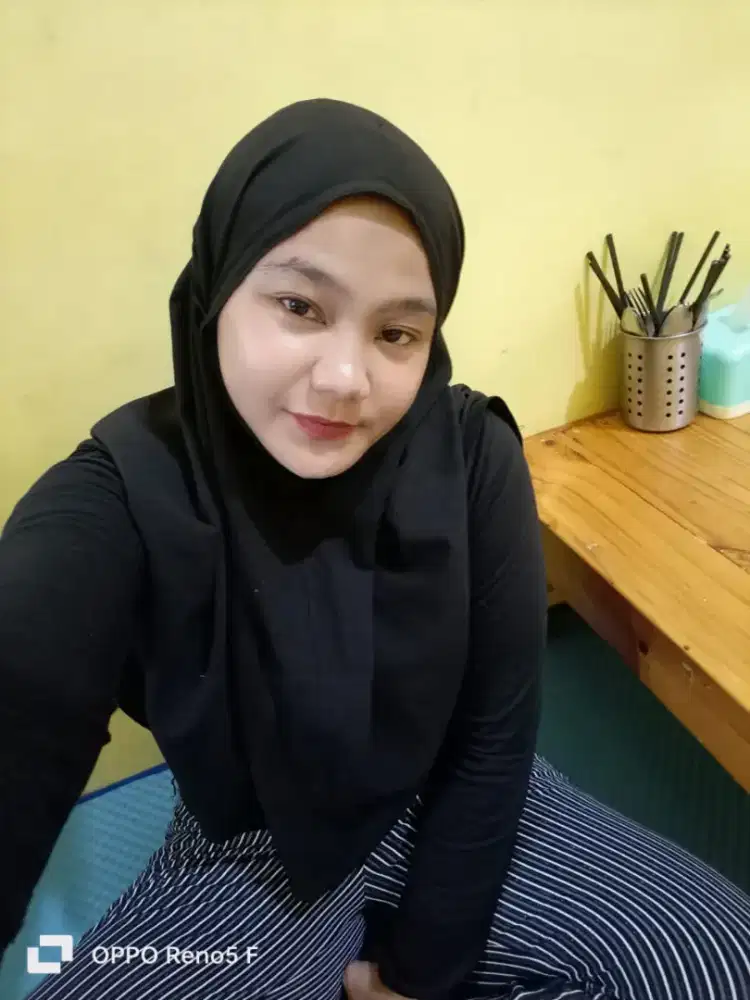 sedang mencari pekerjaan