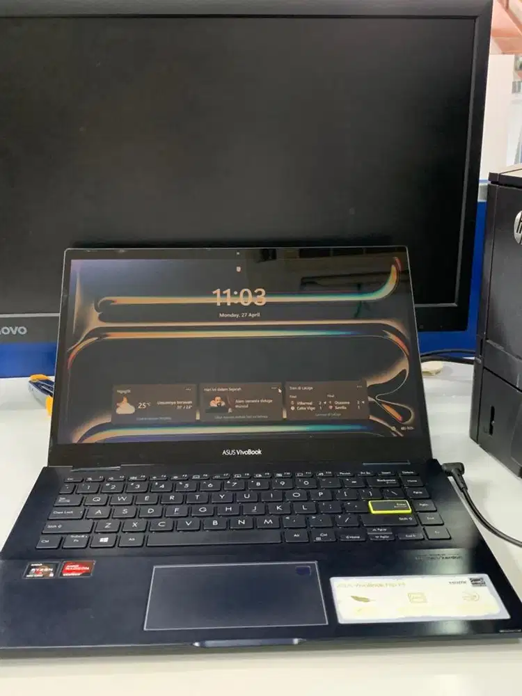 Laptop Asus VivoBook Flip 14 Amd ryzen 5 5000 series