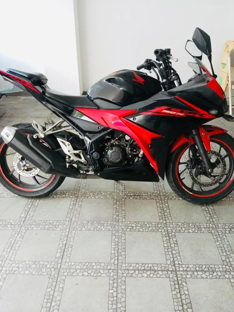 CBR 150 R facelift murah siapa cepat dia dapat!