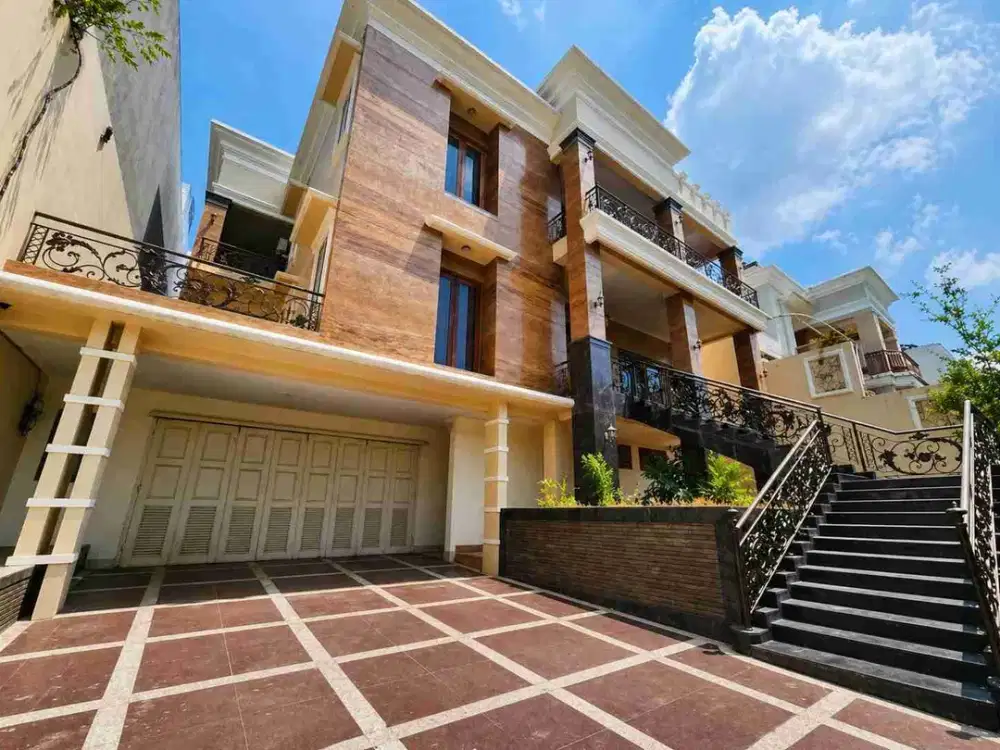 Rumah Mewah Bukit Villa Panakkukang 3 lantai dekat Mall, Boulevard Pettarani Hertasning Pengayoman