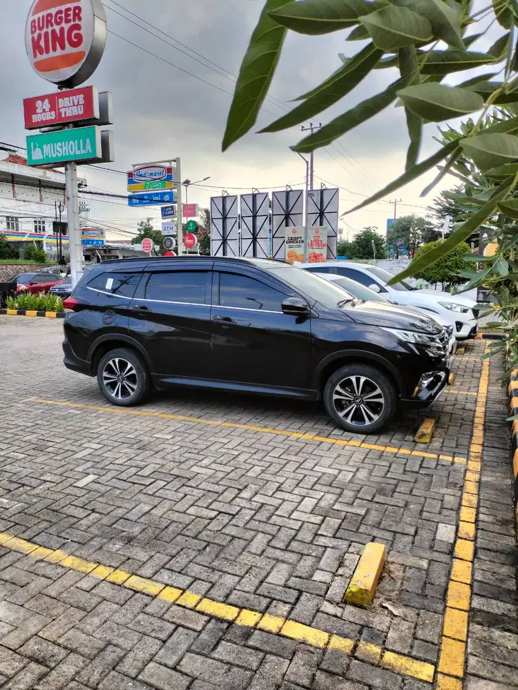 Terios R manual hitam original