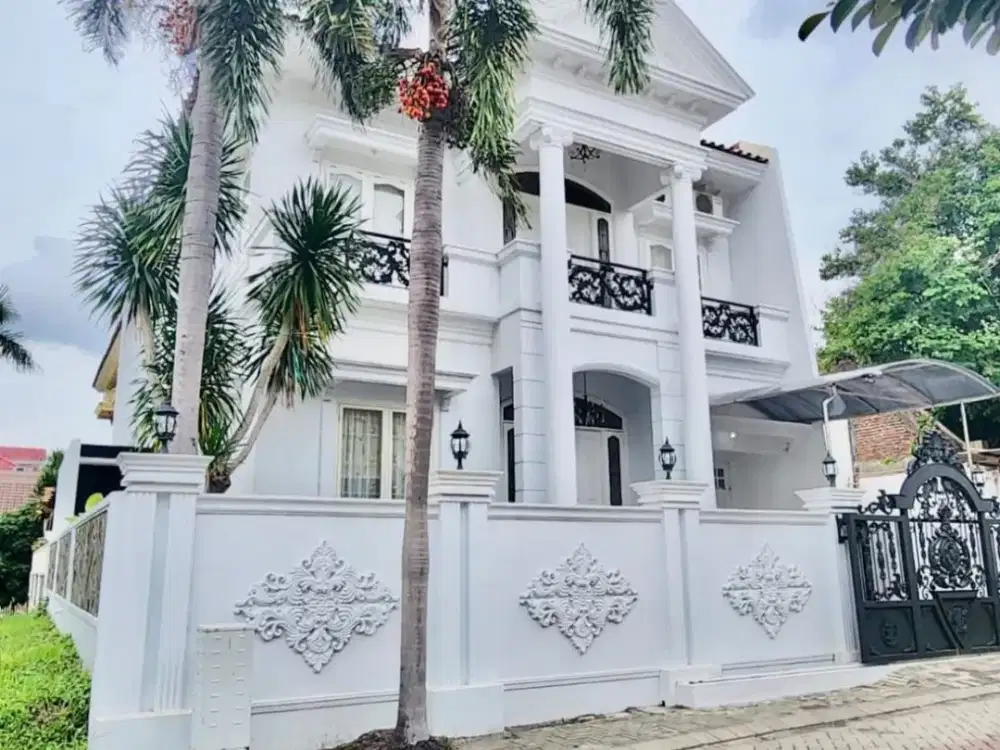 SEWAKAN RUMAH DI CITRALAND UTAMA , SIAP HUNI , DEKAT GWALK SURABAYA