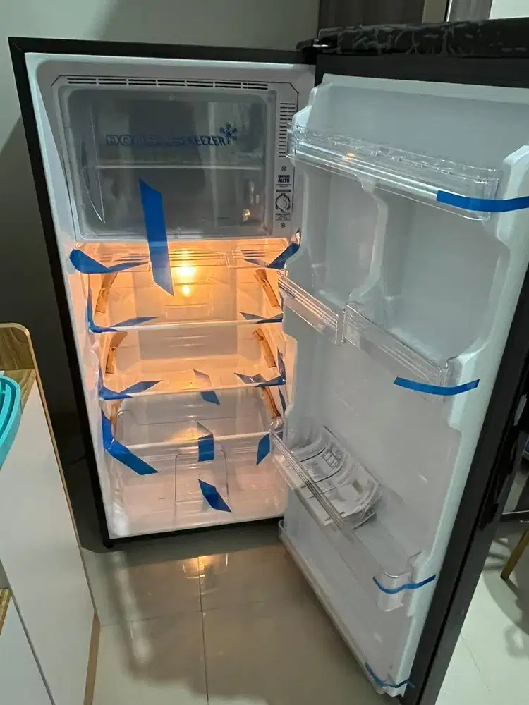 Sharp Kulkas 1 Pintu SJX197WDW Double Freezer 185 Liter