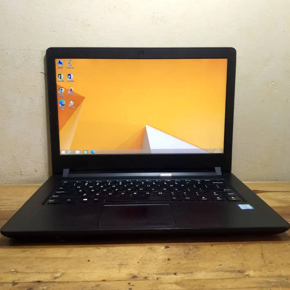 Lenovo core i3-6100U Ram 4 GB HDD 1 TB Dual VGA siap pakai