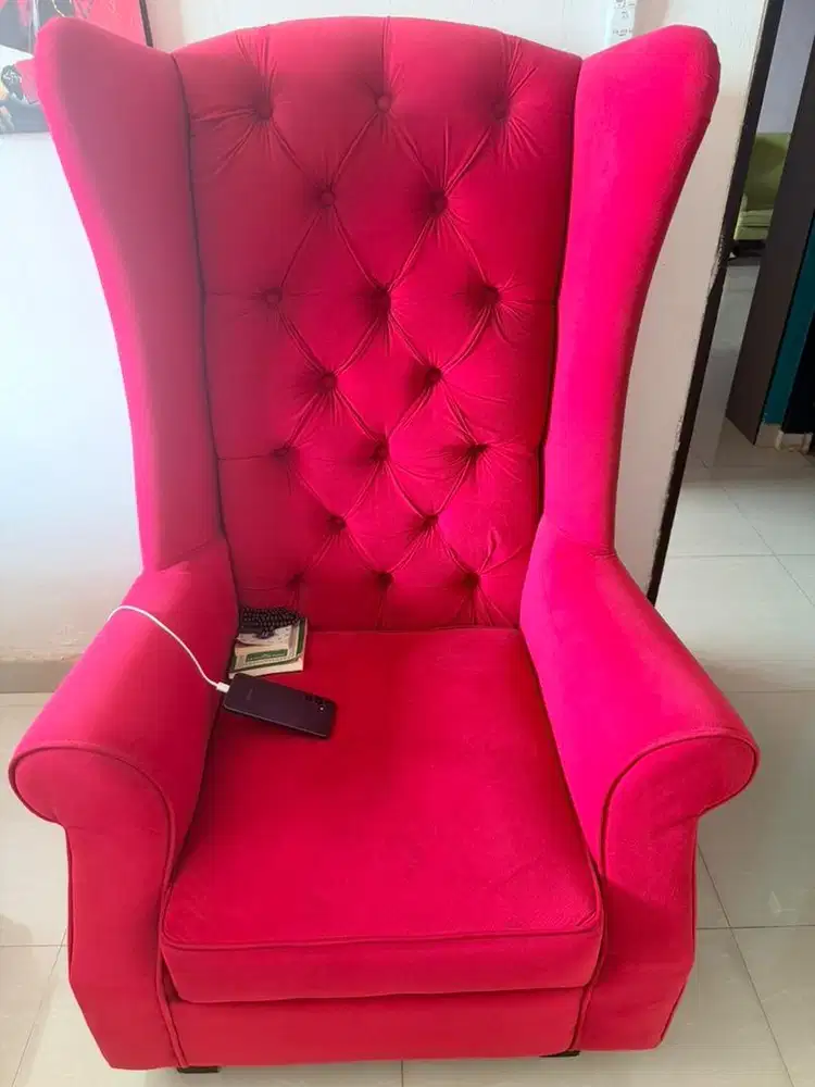 Dijual 2 kursi masih empuk