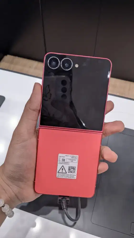 SAMSUNG GALAXY Z FLIP 7