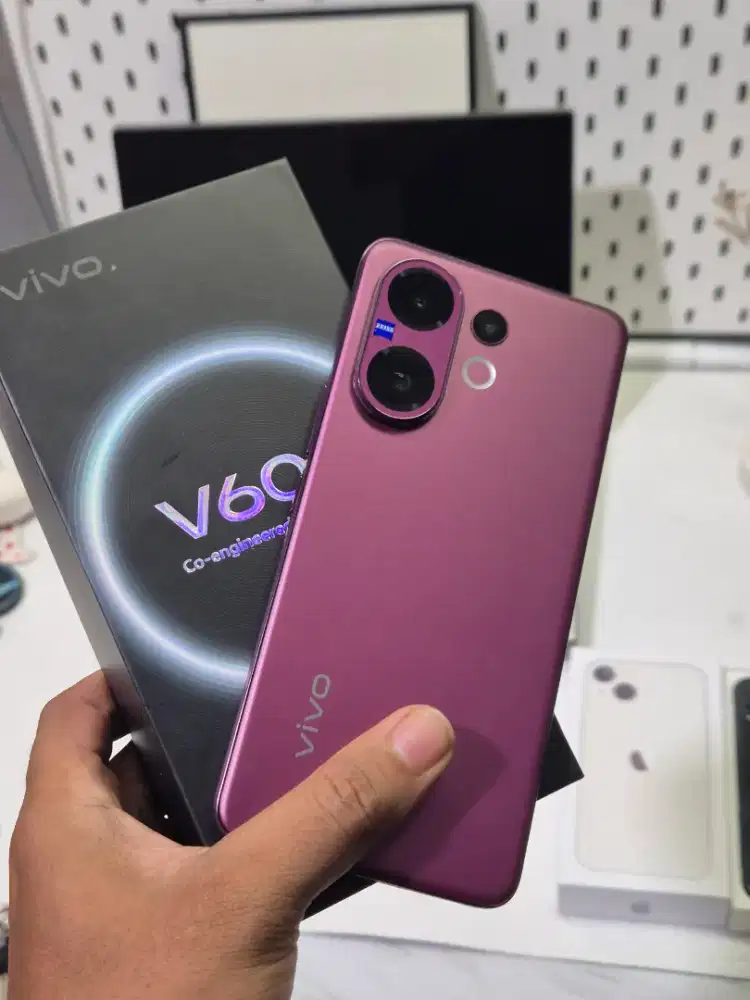Vivo V60 12+12/256GB