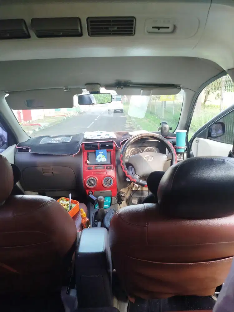 Toyota Avanza 2011 Bensin