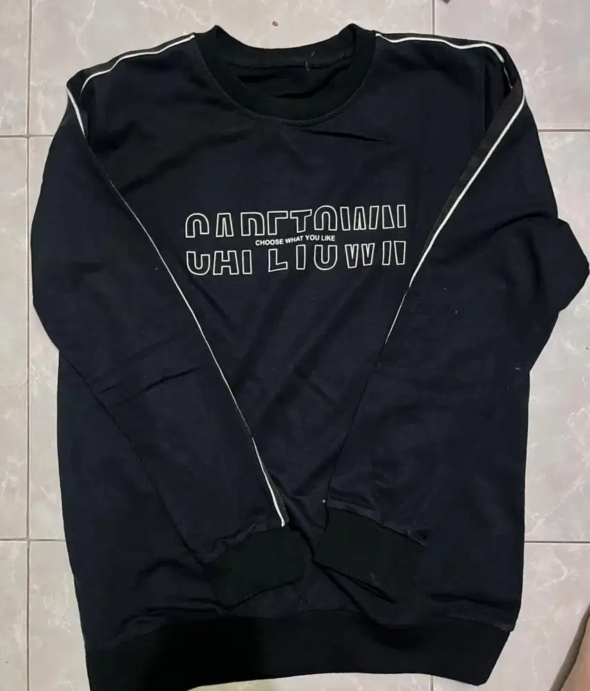 Crewneck cewek mulus