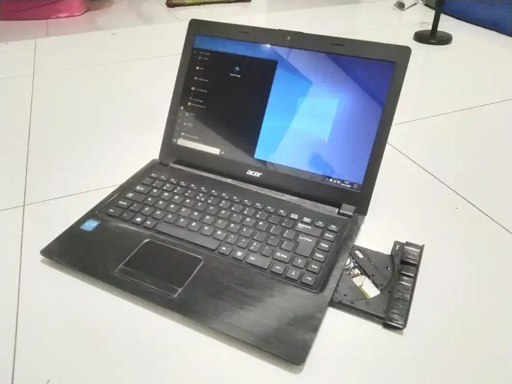 Laptop Acer Ram 8Gb Hardisk 500Gb Mulus No Minus Siap Pakai