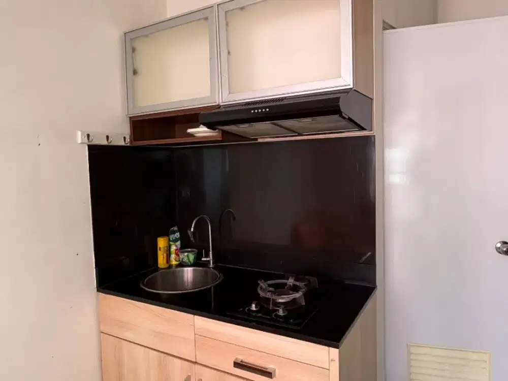 APARTEMEN GREEN PRAMUKA 2 BEDROOM FULL ISI TOWER ORCHID ATAS MALL PERTAHUN DEKAT PUSAT KOTA JAKARTA