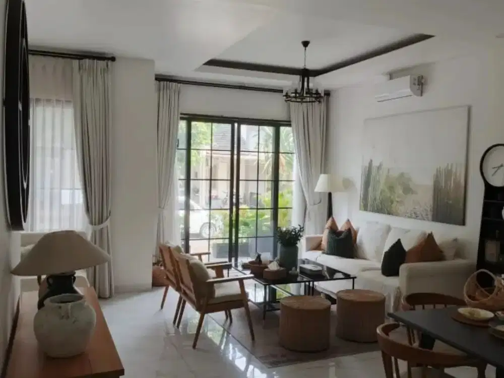 WTS / Dijual Cepat Rumah Cantik, Hommy, dan Furnished di Nusa Loka Cluster Neo Catalonia, BSD City