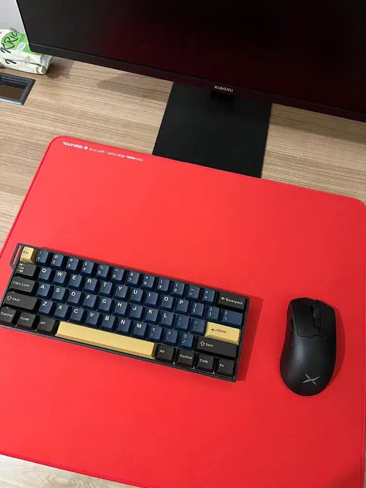 Keyboard, Mouse PAW 3395, Mousepad