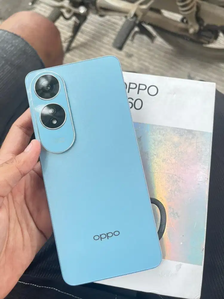 oppo a60 ram 8/256 no minus fullset udh ada sofcase tinggal pake