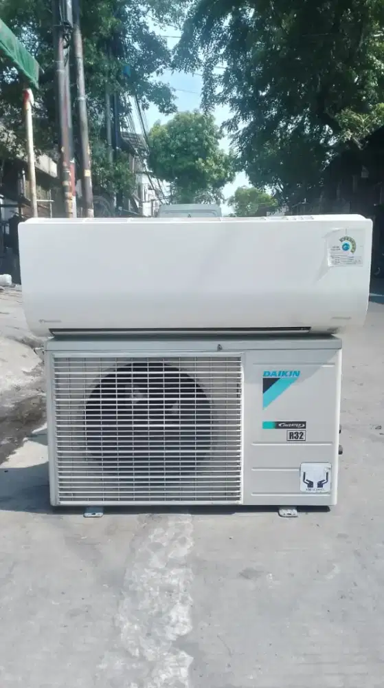 AC Daikin Inverter 3/4 PK R 32 second