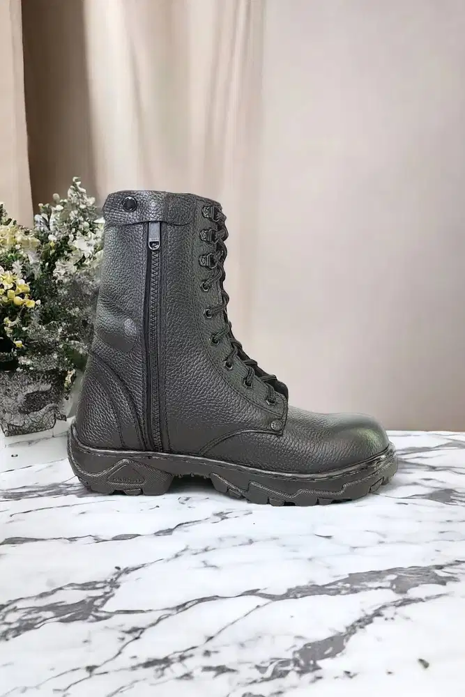 Limited edition Sepatu safety jual online Batam