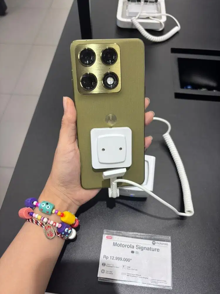 Hp series motorla signature