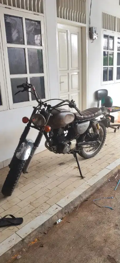 Motor Custom British Basic Honda GL Pro 145 tahun 1994