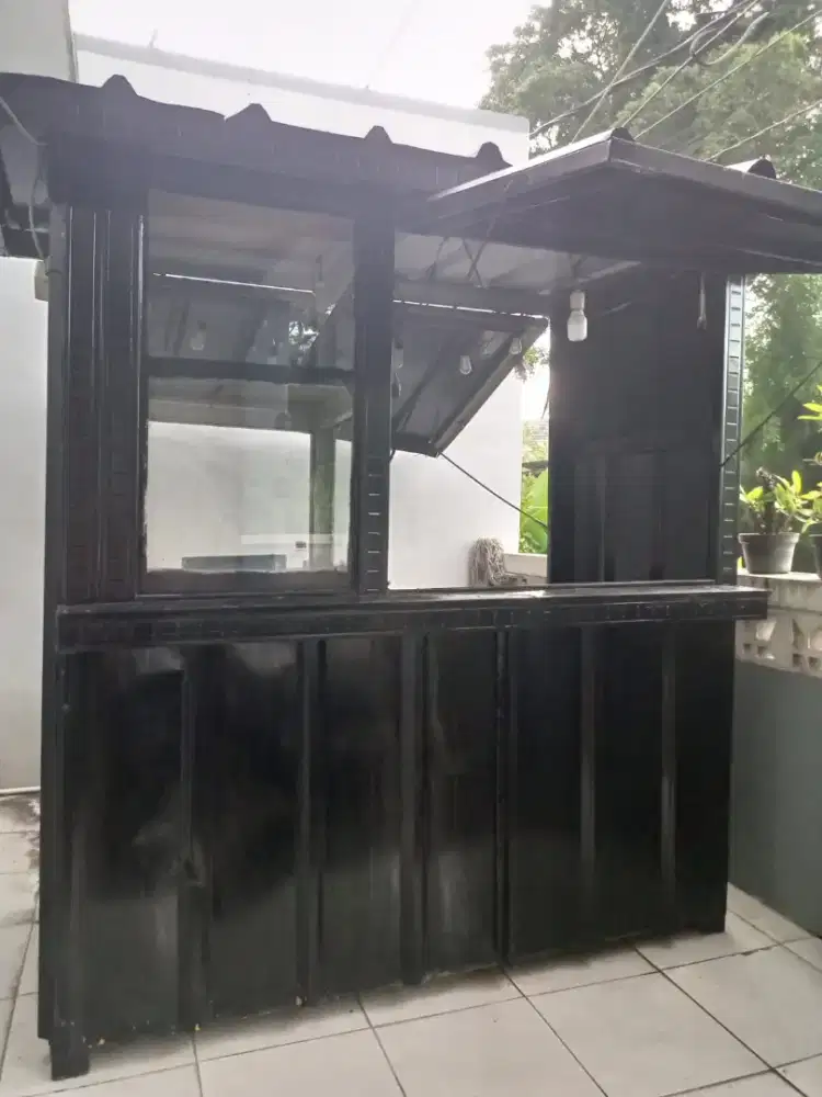Boot container second