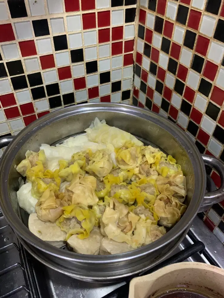 Yang mau jualan Siomay