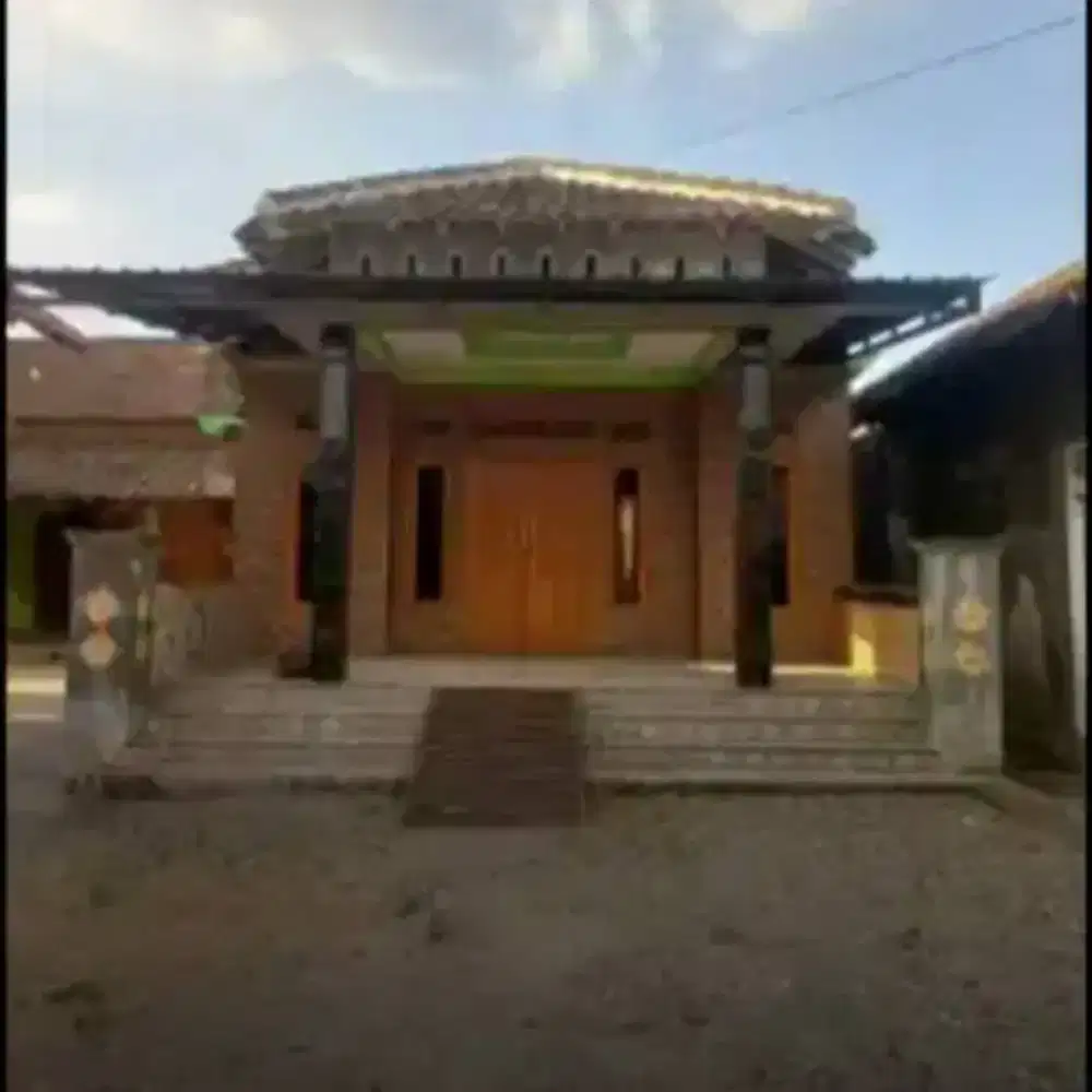 RUMAH DISEWAKAN
