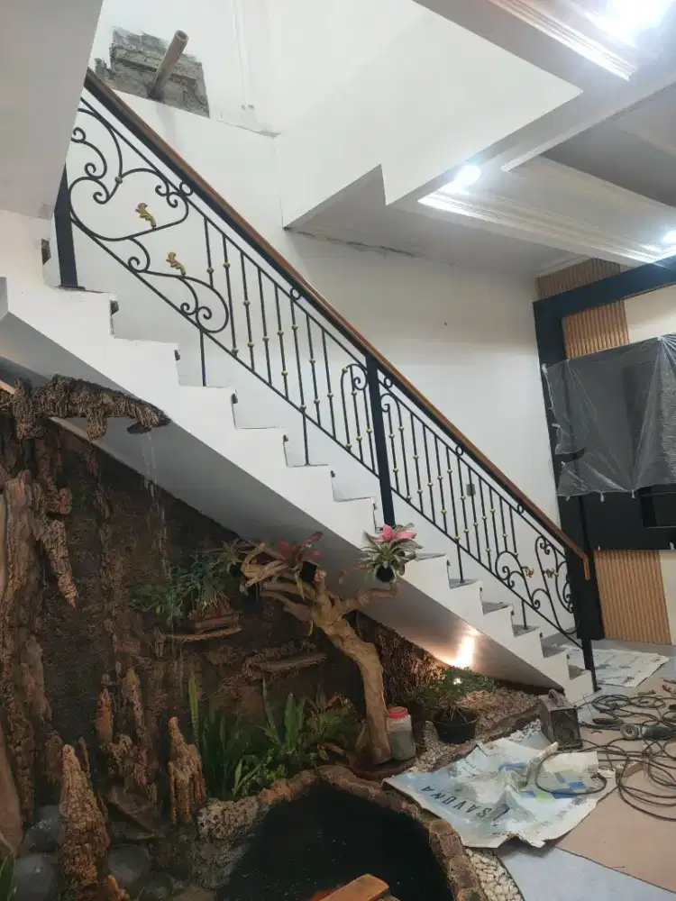 Relling tangga klasik