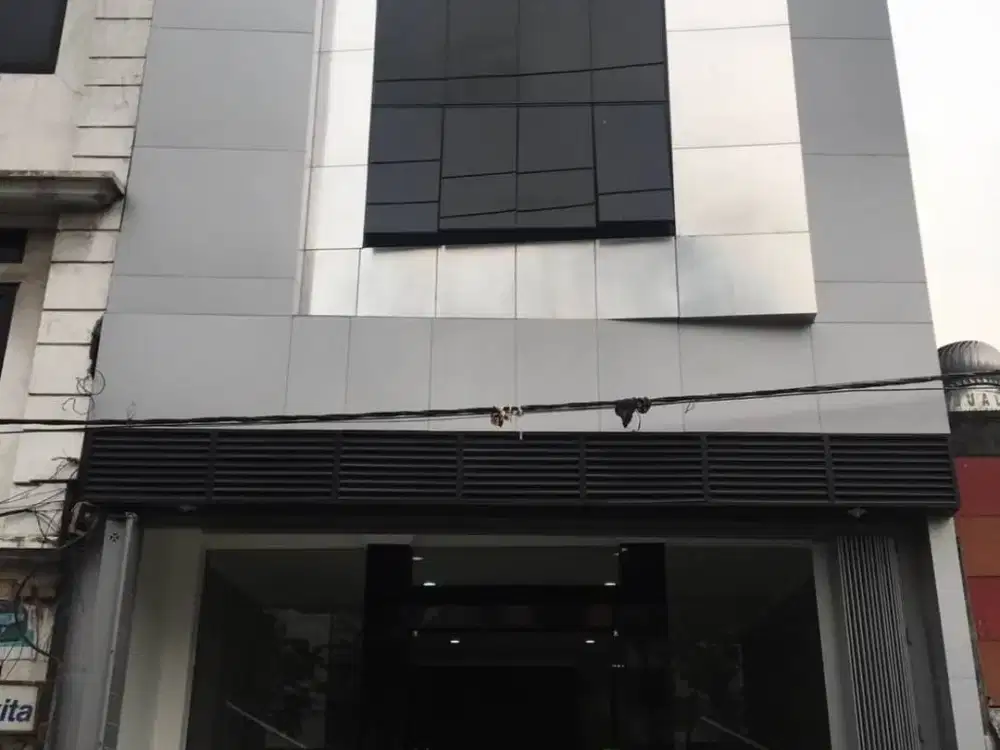 Cocok untuk Bank dan Toko Grosir Ruko Dupak Lokasi Strategis