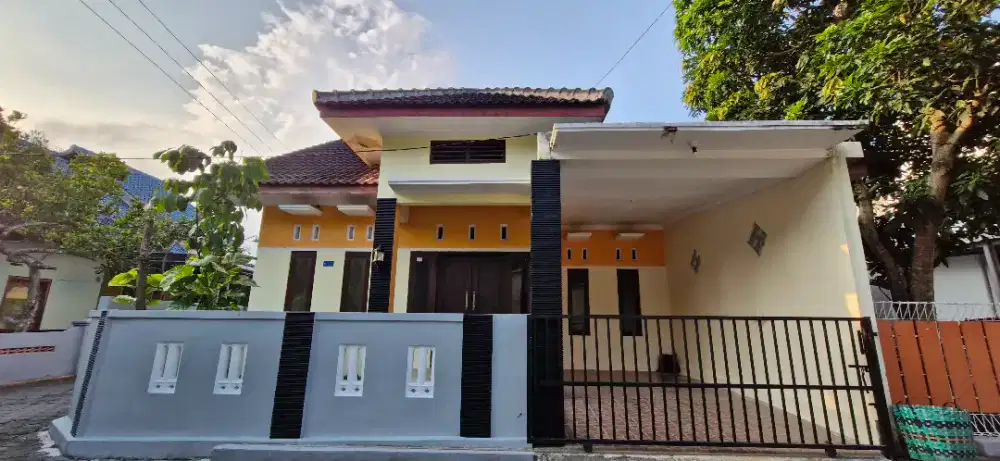 Dikontrakkan Rumah 3 Kamar di Padokan