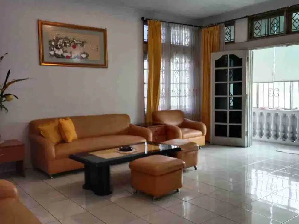 DIJUAL VILLA JATI MAS