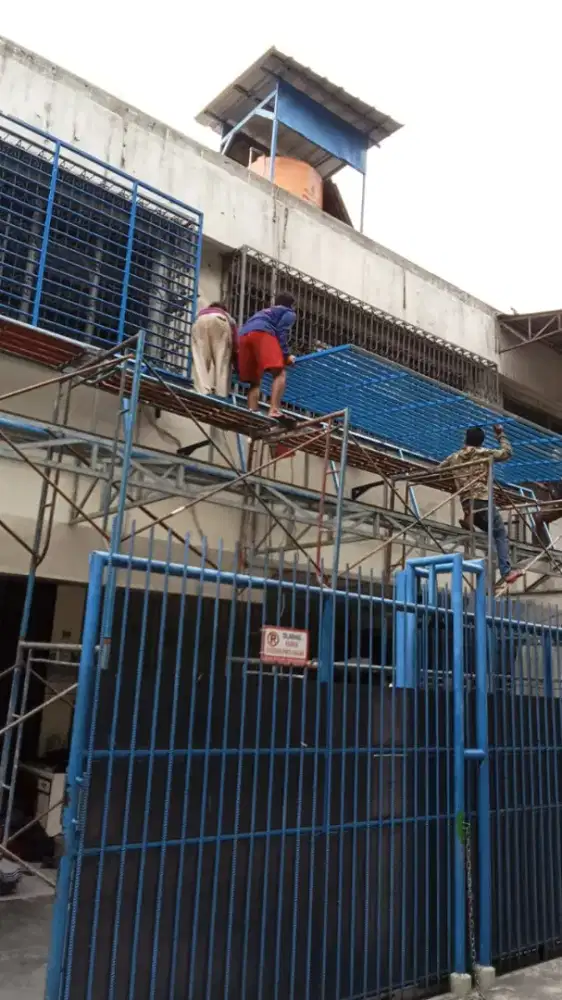 Tukang las panggilan