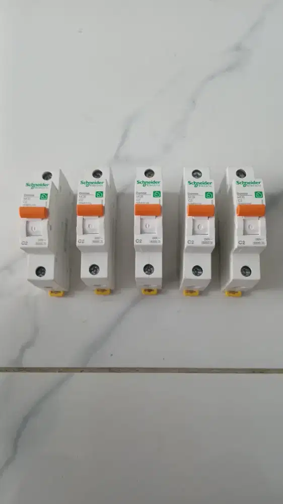 jual Schneider MCB C2