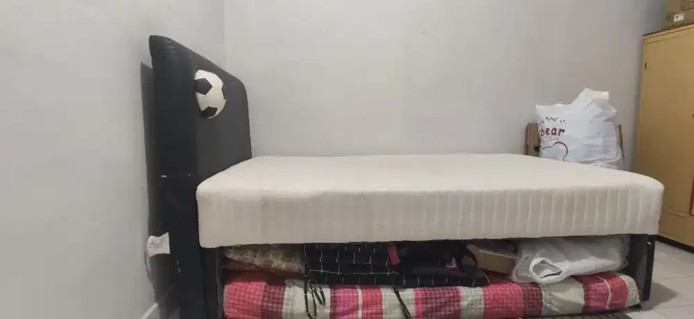 Ranjang single 120x200, tempat tidur anak / remaja bola comforta