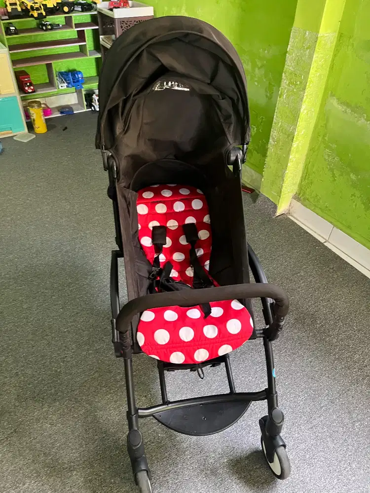 Stroler Baby does baby yoya