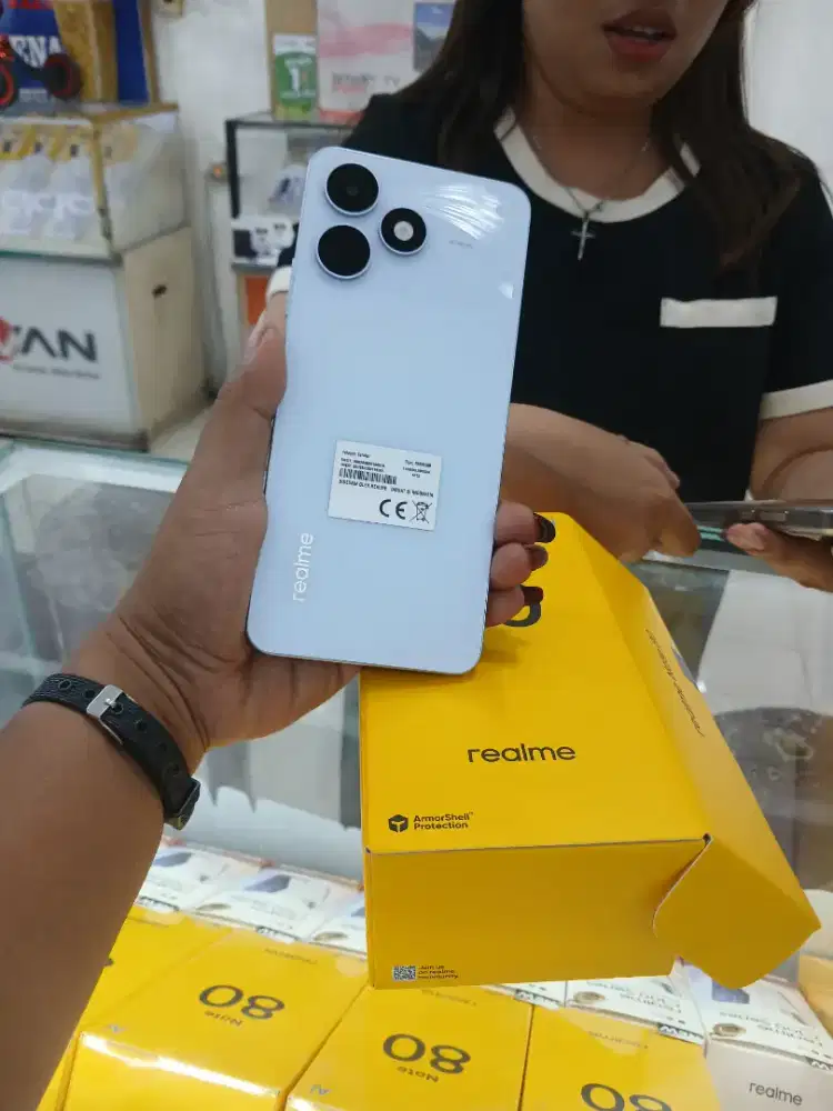 New!!! Realme note 80
