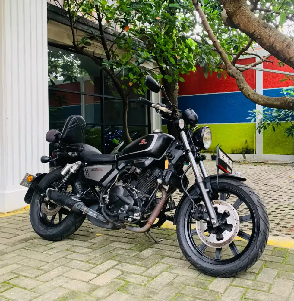 Benelli motobi 200 evo