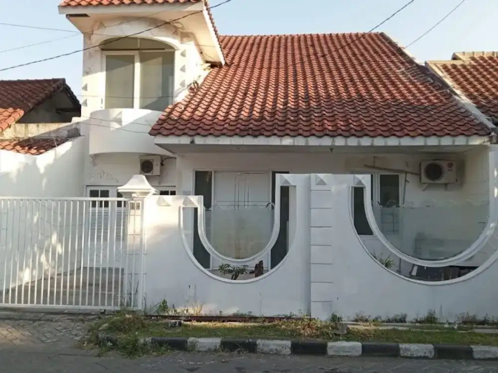 Dijual Rumah Babatan Pratama Wiyung Srategis Siap Huni