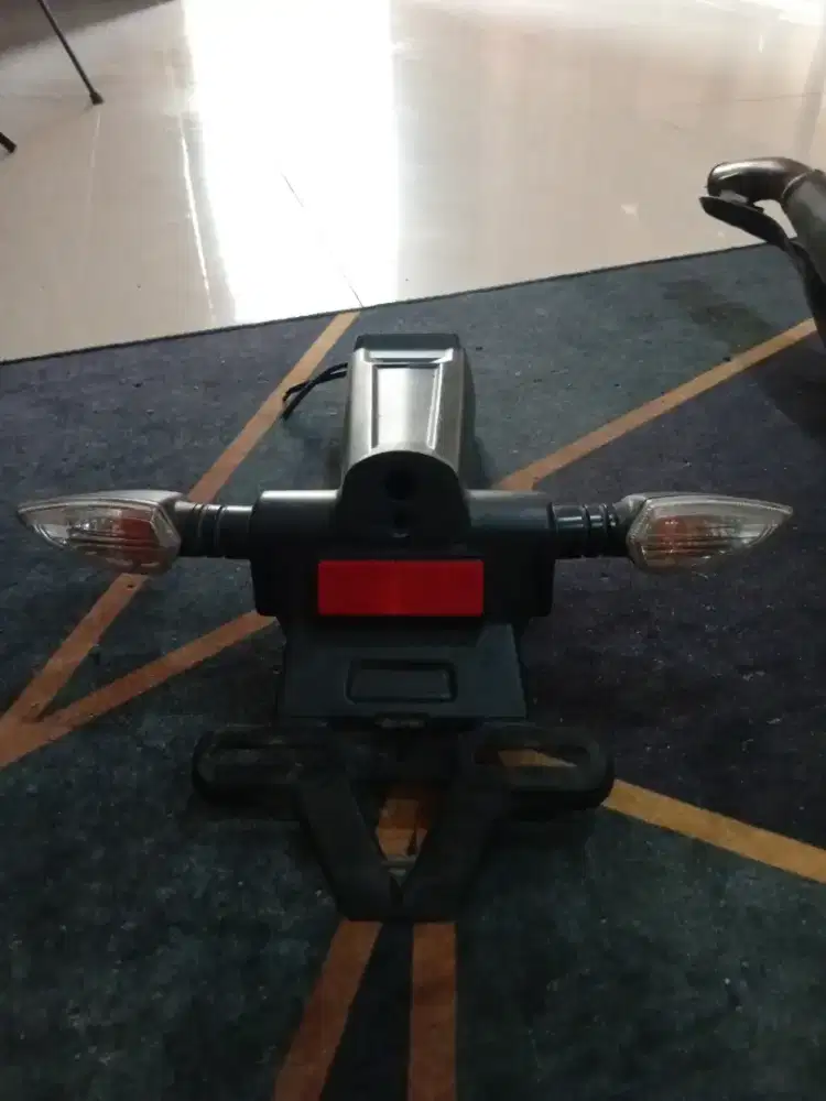 Yamaha R15 V3 Original Spakbor Led VVA Slebor Ori Lampu Sen Sparepart