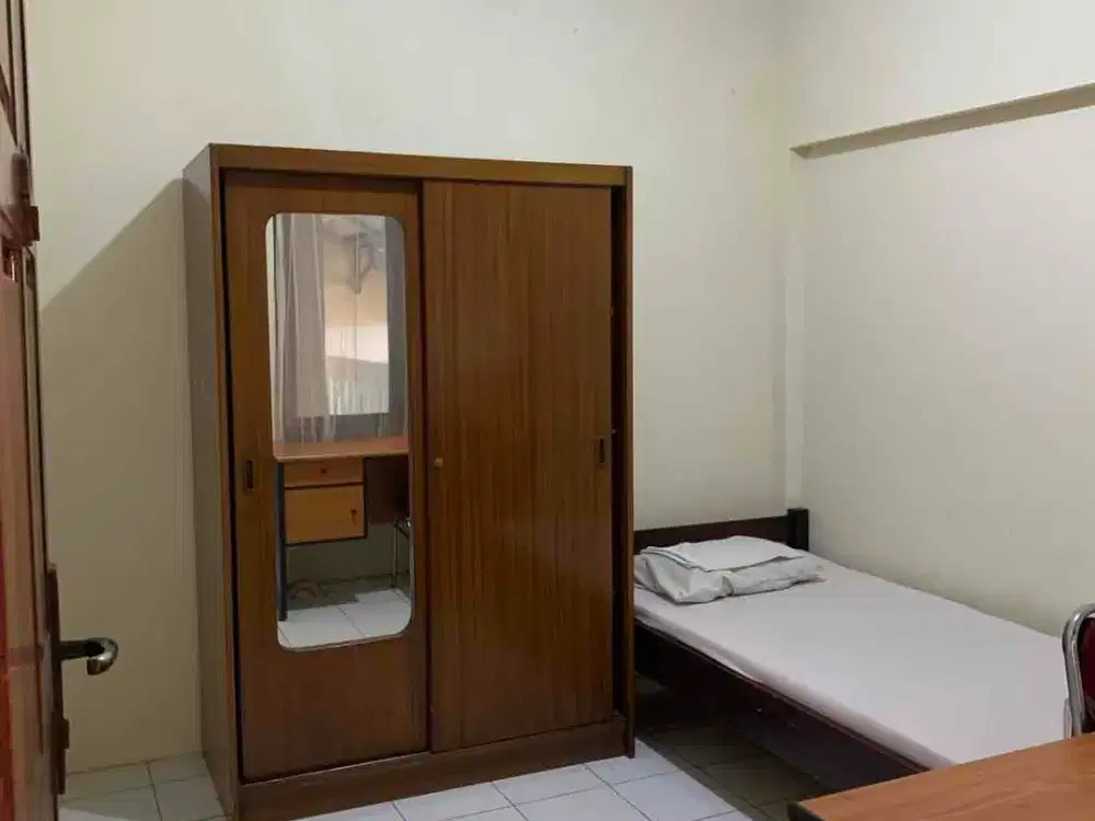 KOSTAN MURAH DEKAT ITB UNPAD ITHB UNIKOM CISITU DAGO BANDUNG