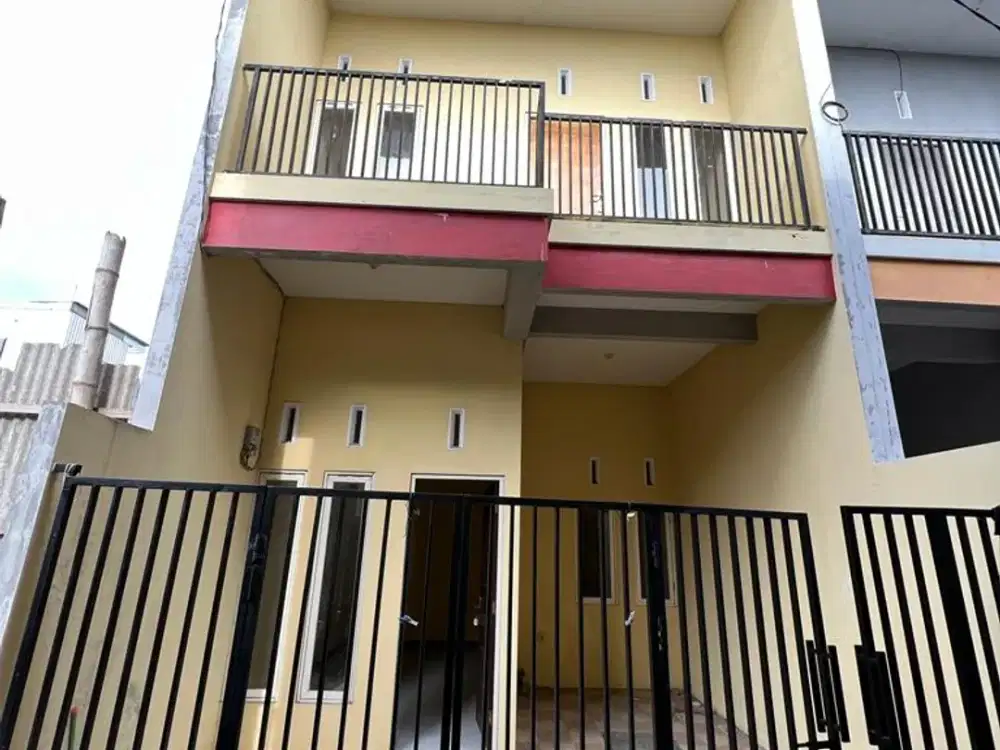Rumah 2 Lantai Lokasi Strategis di Surabaya Timur