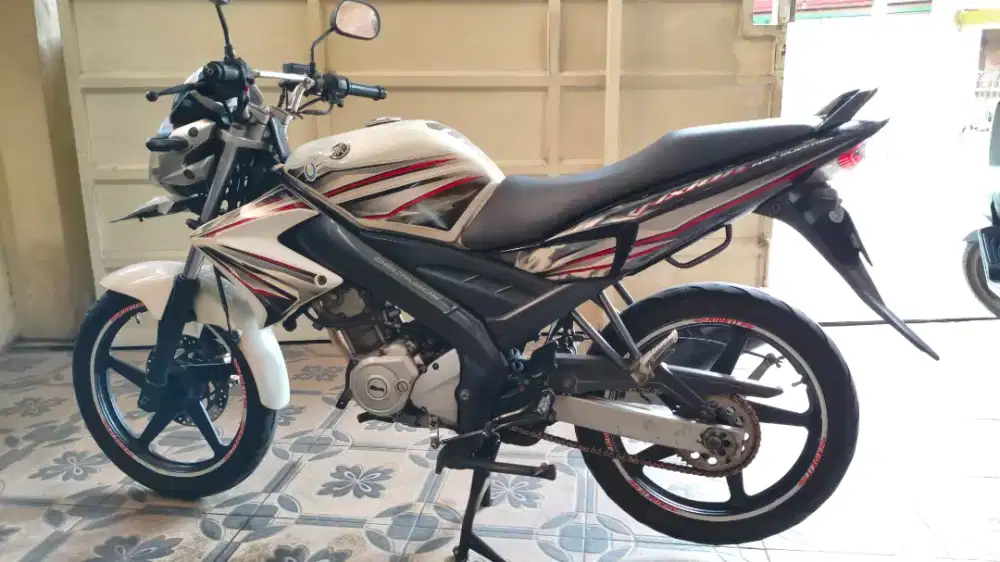 Yamaha Vixion Old 2012 Putih