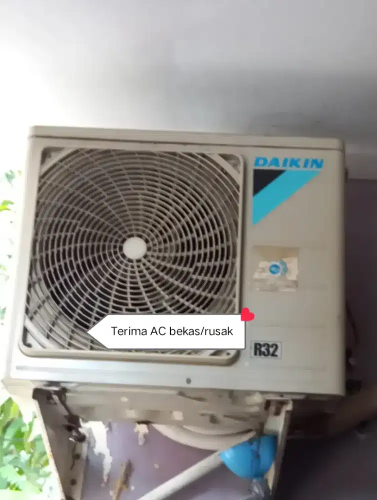 Menampung AC bekas