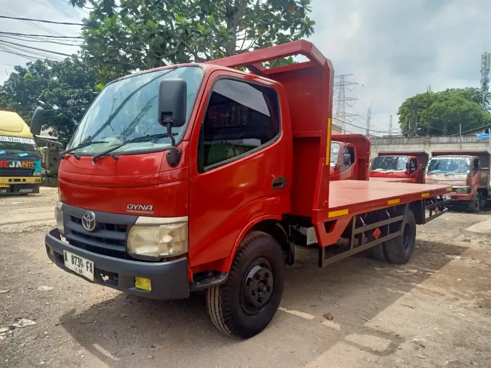 TOYOTA DYNA RINO 130XT