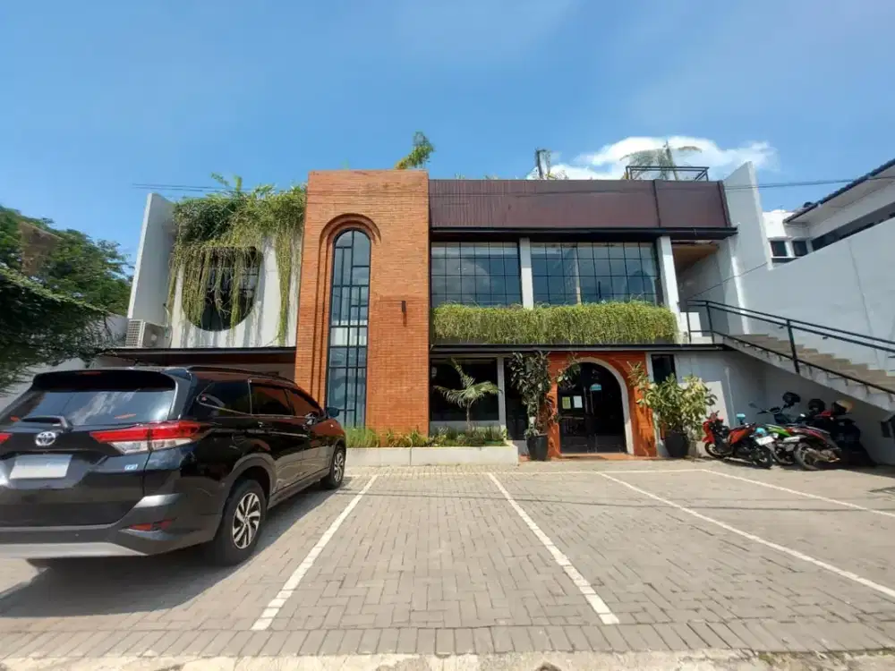 Restoran dan Tempat Usaha Siap Pakai di Lahan Komersial Jl. Antasari, Cilandak