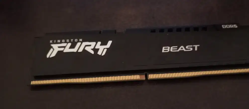RAM Komputer 8GB DDR5 (5600MHz)