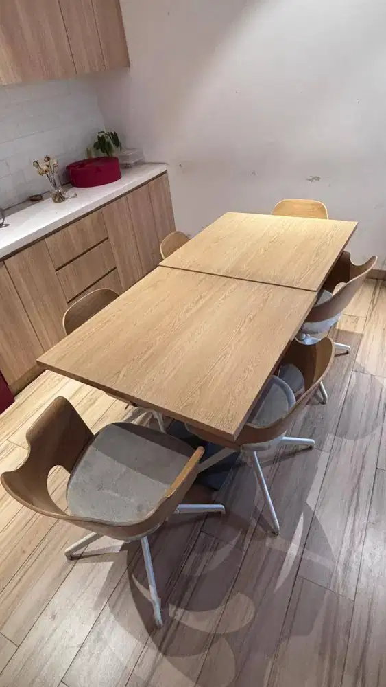 SET MEJA MAKAN SECOND