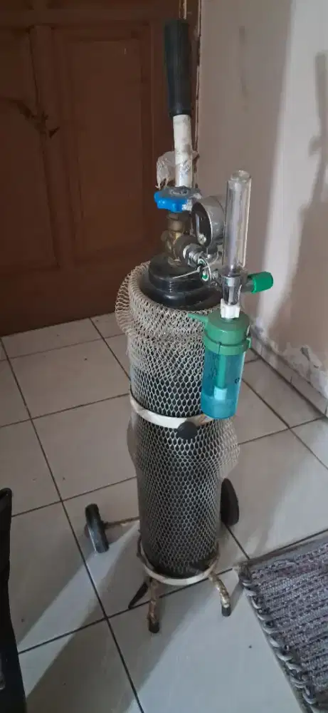 Tabung oksigen + Regulator + Troli
Fulset. 700rb