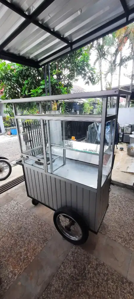 Gerobak Alumunium Bekas Gorengan