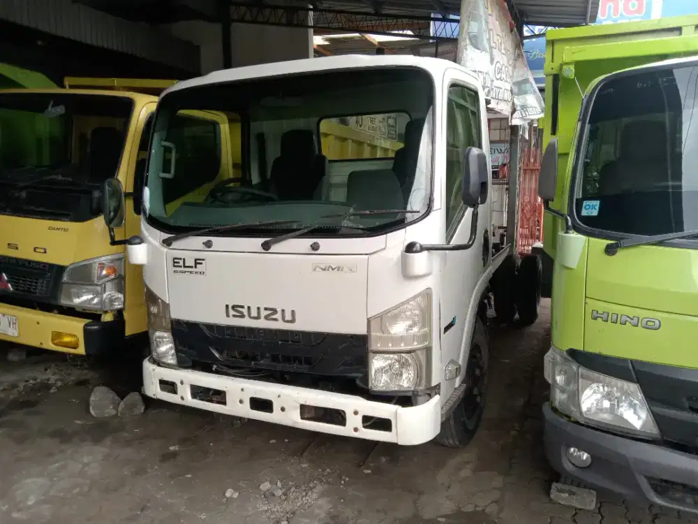 Isuzu Elf NMR81 Euro 4 tahun 2022