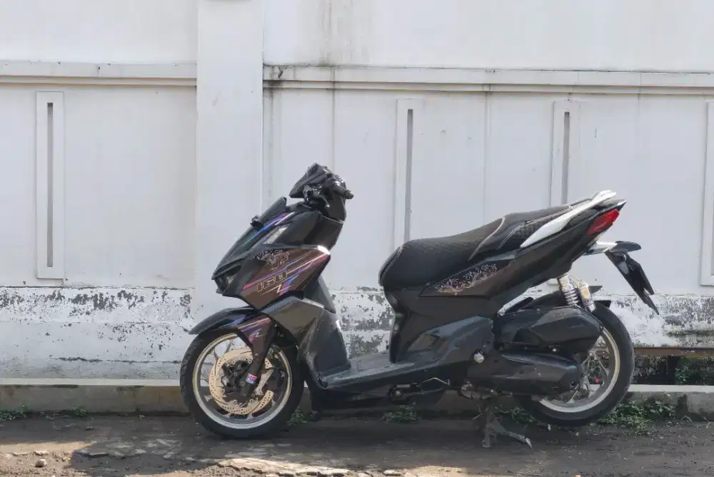 Vario 160 cbs bekas dan mulus
