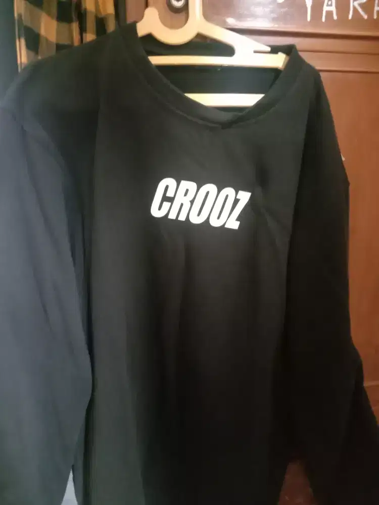 Sweater crooz size L